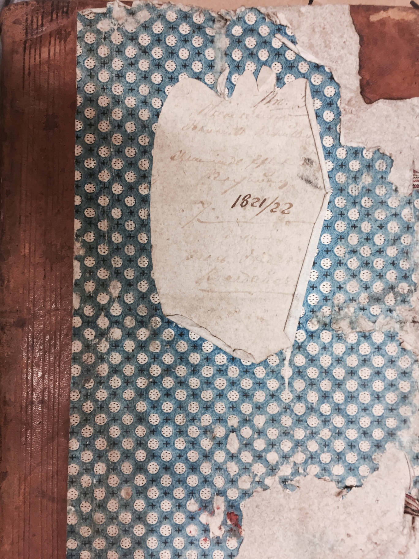 Archival ledger from 1821/22 documenting ownership of the Kronengasse property